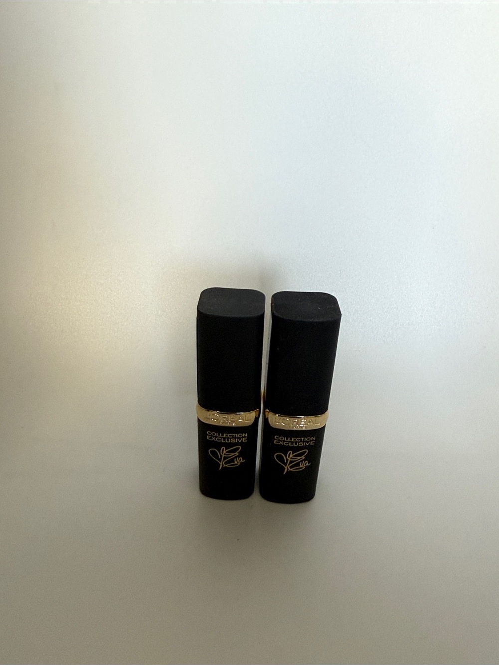L’Oréal Eva Longoria - Eva’s pink and Eva’s red